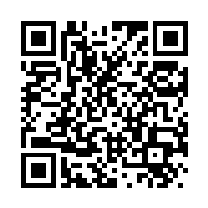 已经饿极了的一家三口低头喝起来二维码生成