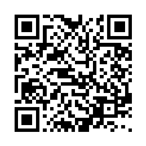 巴克就舒舒服服的靠倒干草丛里打个盹二维码生成