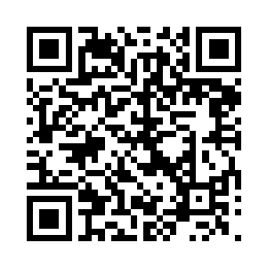 巴克急得抓耳挠腮的一下从矮墙上跳下来二维码生成