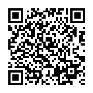 巴克甚至能辨认出那些体型稍大的笔记本电脑应该都是二手货二维码生成