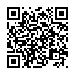 巴克轻松的单手操作这舒适的保姆车二维码生成