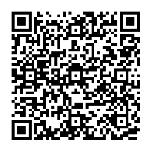 市质监局等单位组成的联合执法小组对绵州各大农贸批发市场和超市等经营单位的食品安全二维码生成