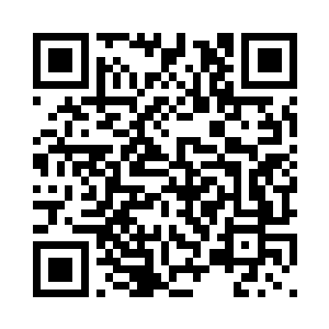 希勒第三次试映时被人拦在了外面二维码生成