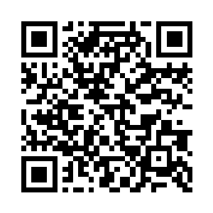 带个女伴一起出席活动也不是什么大不了的事二维码生成