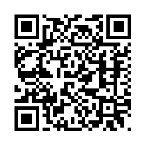 席御深视线落在深深嵌入书页的字体二维码生成