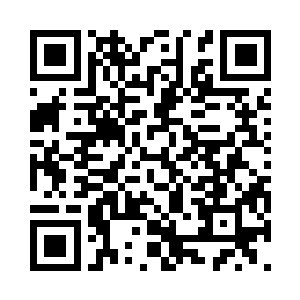 常雨泽满脸怒气把那块破碎的玉佩拿出来二维码生成