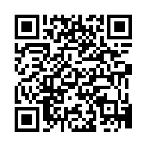 干脆挽着袖子顺着窗沿和排除管道爬了上去二维码生成