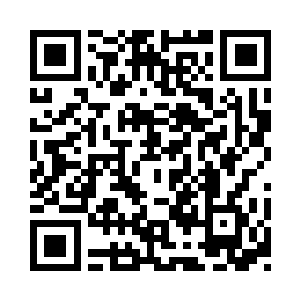 平时表现的还算大方的欣姐也同样在紧张二维码生成