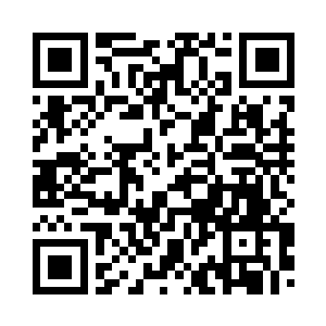 年凯盯着林春燕的胸脯和笔直长腿二维码生成