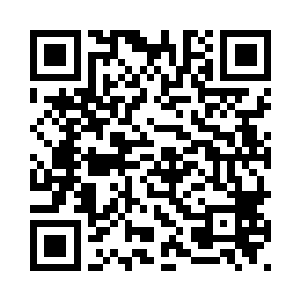 年纪最小的崔望的手稍稍抖了几下二维码生成