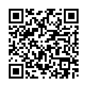 年轻人下意识的伸手挠了一下脖子二维码生成