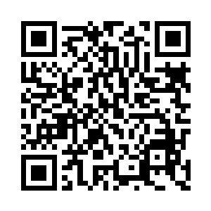 年轻人急忙抓着呼苏提的胳膊就要把他扶起来二维码生成