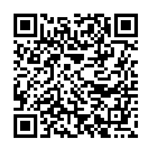 并且提出请梁海山罗列一张傲剑帮成员的名单给他时二维码生成