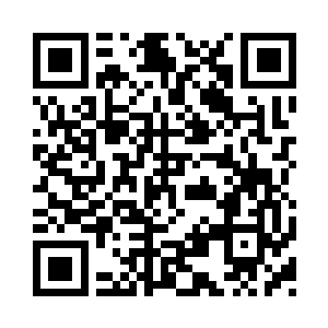 并且脸上也浮现出了一丝罕见的惊慌之色二维码生成