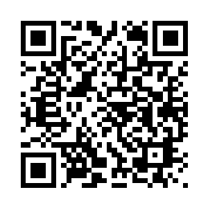 并且让她做了几个手指屈伸的动作二维码生成