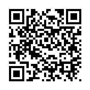 并且说他会将这两样东西交给沈苍苍二维码生成