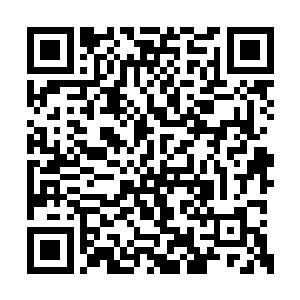 并且那些拔起绊马索的敌人更是迅速地纷纷撤离二维码生成