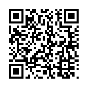 并在他身后慢慢凝聚出一个巨大无比二维码生成