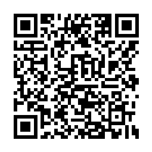 幸好他在一天前已经让血魔女楚红颜离开这里了二维码生成