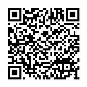 幸好那些奇异的怪事没有把他从自己的身边夺走二维码生成