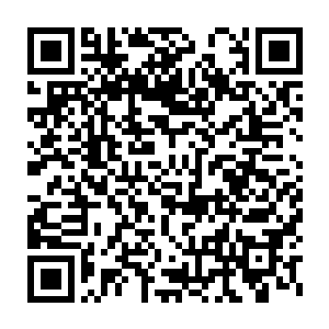 幻灭星辰炮的炮弹以一道旋转的黑色光线直接戳入了对方的防护罩二维码生成