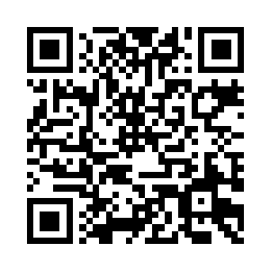 广场上立刻浮现出无数枚淡黄色的护身符二维码生成