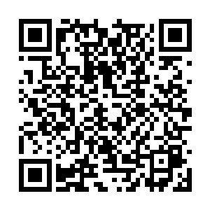 庆云垂下的混沌幽光融入了赤青黄白黑五色离仙剑二维码生成