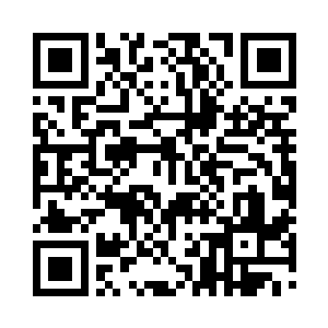 应该是桑德罗在和守卫扭打的时候掉落的二维码生成