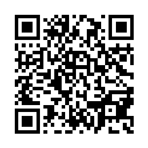 店长将所有跟六芒星有关的款式一一摆出二维码生成