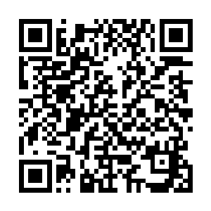 庞万春知道对方数百人瞄着自己这三十来人的后果是甚么二维码生成