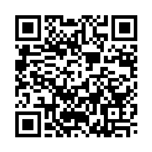 庞大无比的手指居然加速脱离天空二维码生成