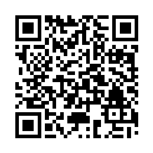 庞大的身躯横扫向众人组成的这个群体二维码生成