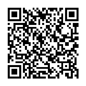 庞校长依然固执的带这只饱经沧桑的加大号搪瓷杯去开会二维码生成