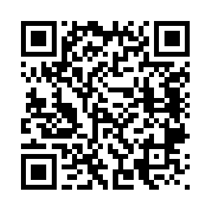 度假旅馆里正举办着一个新年派对二维码生成