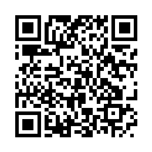 建筑前方是类似厚重楼阁一样的前屋二维码生成