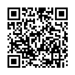 开始认真的望着病床上那一动不动的女子二维码生成