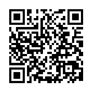 开始顺着卷轴最左边的一行字迹描绘起来二维码生成