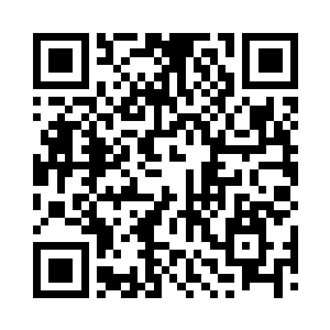 异常的不安和极度的恐惧让她摔坐在地板上二维码生成