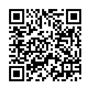 异样的熟悉感也同时从指尖传递到了肩膀二维码生成