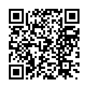 弗里德很是高傲的朝着众人微微颔首二维码生成