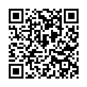 张东城尴尬地看着一边男人们羡慕的眼神二维码生成