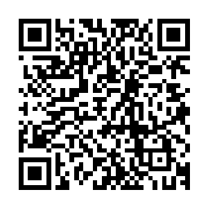 张云峰便感到一股无形的柔和且带着无上威严的力量把他给托住二维码生成