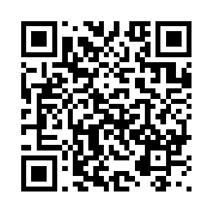 张太医又将脉枕放在朱平安手腕下二维码生成