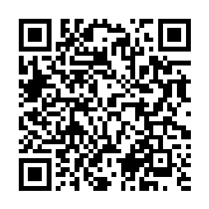 张宏若无其事的将丘橓的奏章放在了一大叠奏章的最底下二维码生成