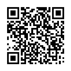 张小凡也知道自己现在肯定很不受文文待见二维码生成