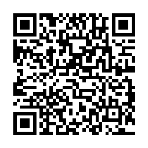 张小凡这才把注意力转移到高富康和他的那群狗腿子身上二维码生成