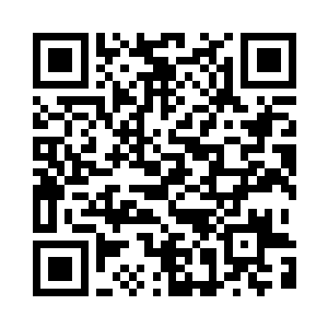 张巍眼睛就像黏在了叶欢身上似的二维码生成