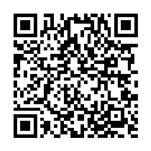 张德田在朝着山下跑了几个台阶之后却是突然停下了脚步二维码生成