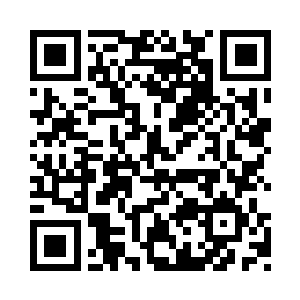 张潇晗只仰着头望着逐渐进入到视野中的牌匾二维码生成