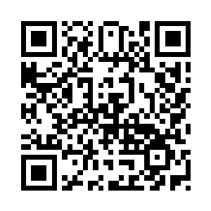 张潇晗就和小宝顺着地洞到了上边二维码生成